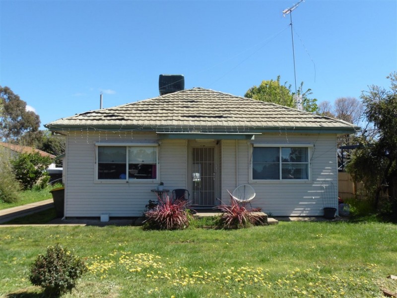 22 Station Street, Parkes NSW 2870