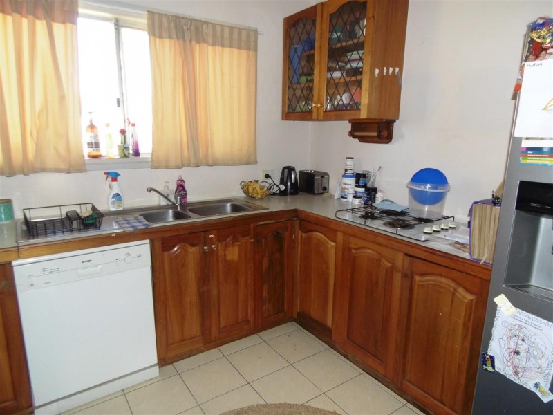 22 Station Street, Parkes NSW 2870