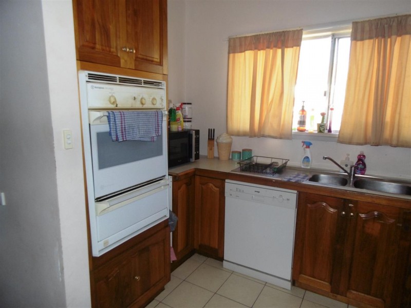 22 Station Street, Parkes NSW 2870