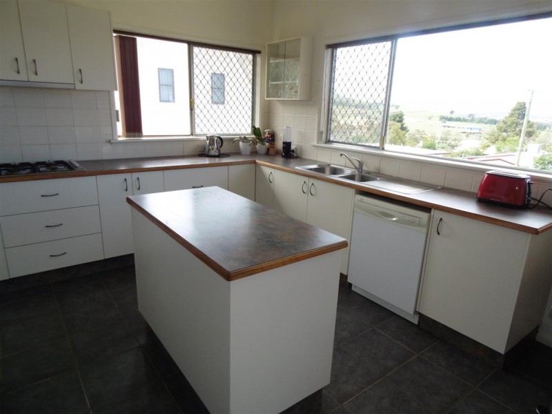 2-4 Panorama Crescent, Parkes NSW 2870