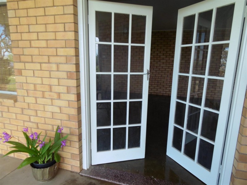 2-4 Panorama Crescent, Parkes NSW 2870