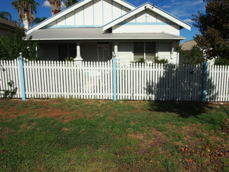 7 Bogan Street, Parkes NSW 2870