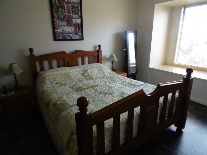 18 Vaucluse Place, Parkes NSW 2870