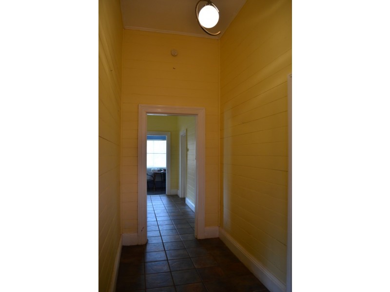 84 Orange Street, Condobolin NSW 2877