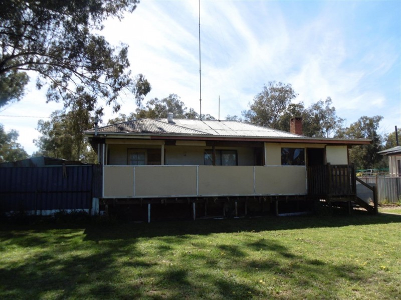 5 Caswell Street, Peak Hill NSW 2869