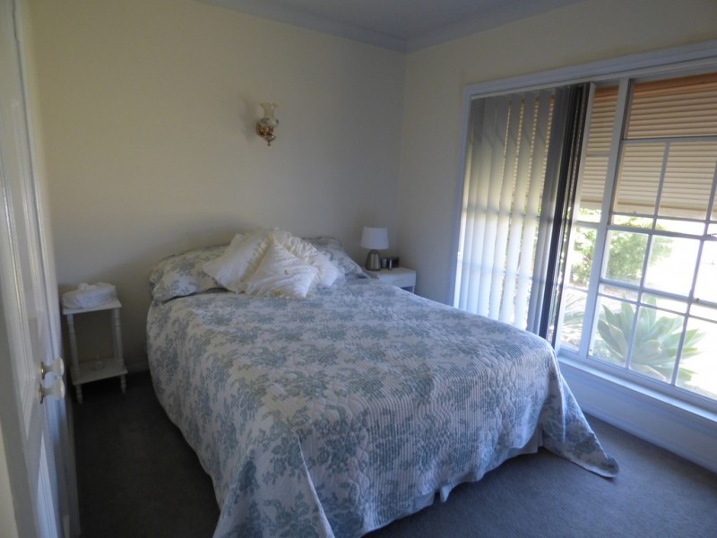 204 Farnell Street, Forbes NSW 2871