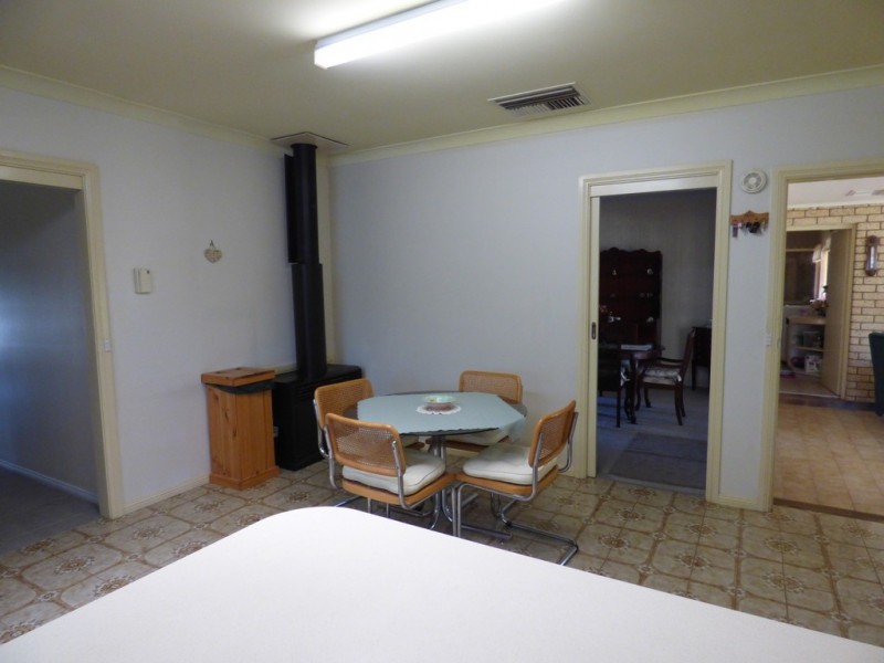 204 Farnell Street, Forbes NSW 2871