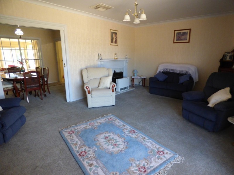 204 Farnell Street, Forbes NSW 2871