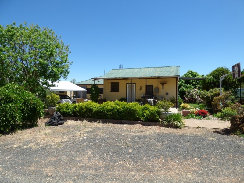 296 South Lead Road, Forbes NSW 2871
