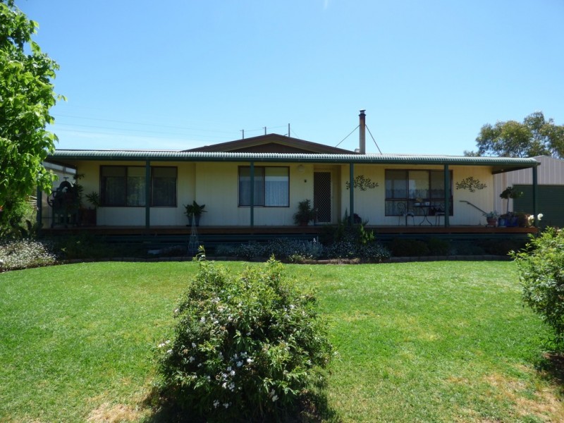 16 Brahman Street, Forbes NSW 2871