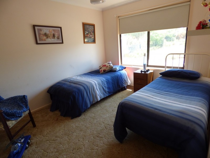 16 Brahman Street, Forbes NSW 2871