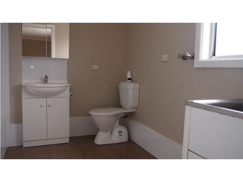 1/312 Clarinda Street, Parkes NSW 2870