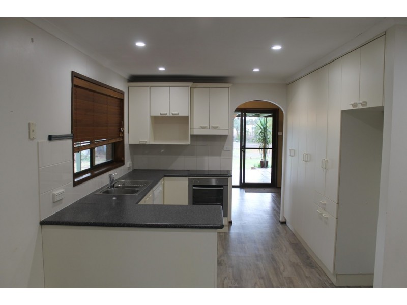 10 Rogers Street, Condobolin NSW 2877