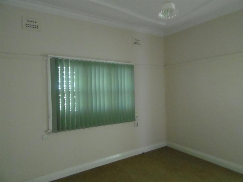 49 Hill Street, Parkes NSW 2870