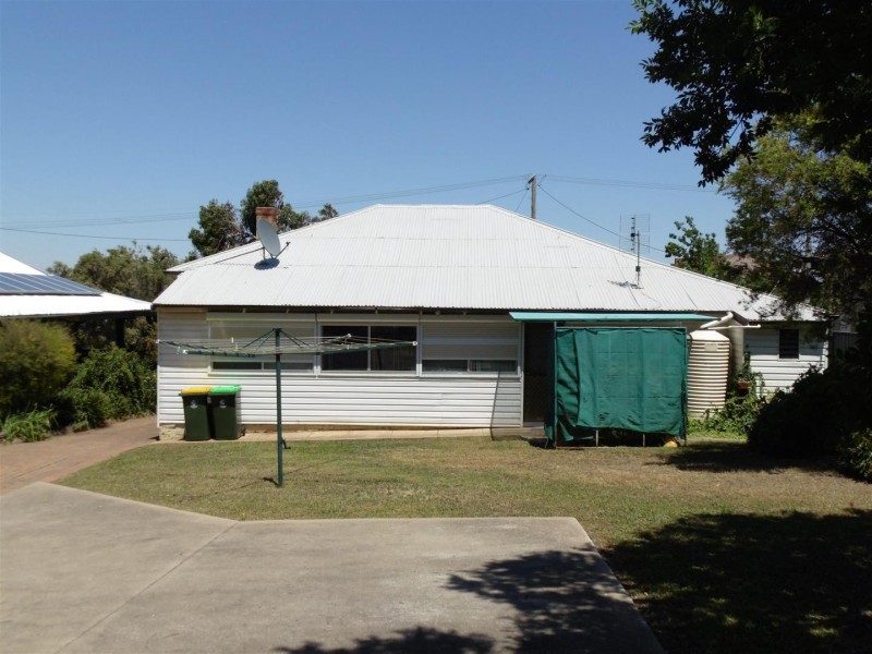 49 Hill Street, Parkes NSW 2870