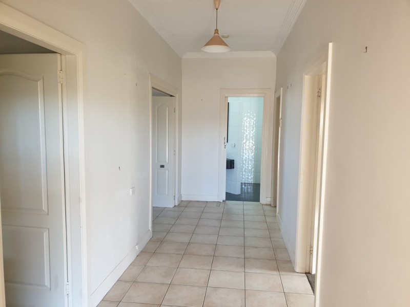 24 Armstrong Street, Parkes NSW 2870