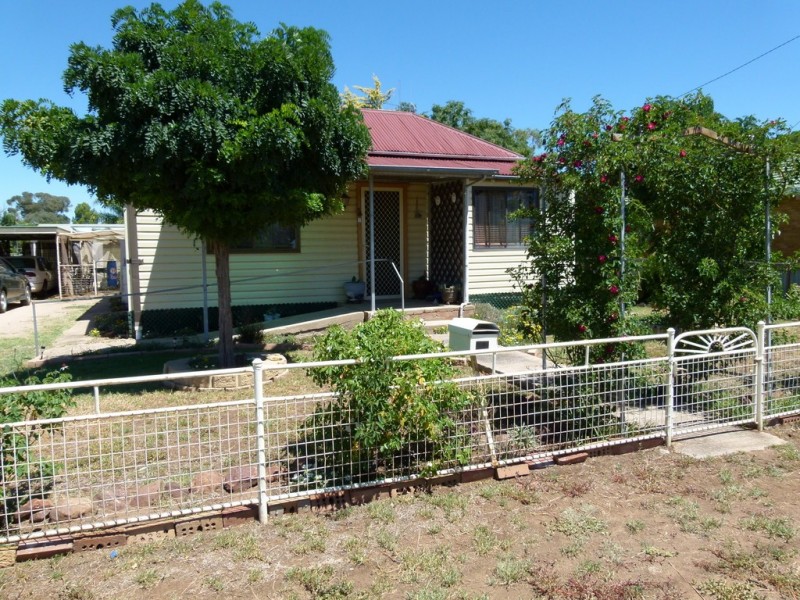 11 Quarry Road, Forbes NSW 2871