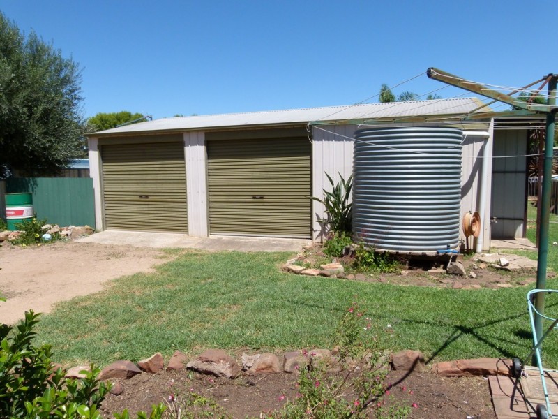 11 Quarry Road, Forbes NSW 2871