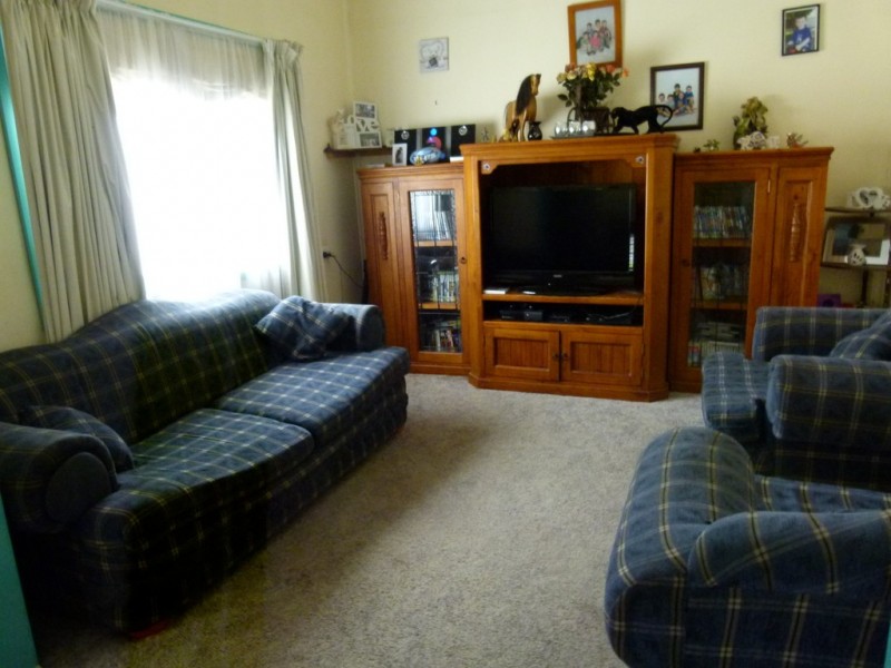 11 Quarry Road, Forbes NSW 2871