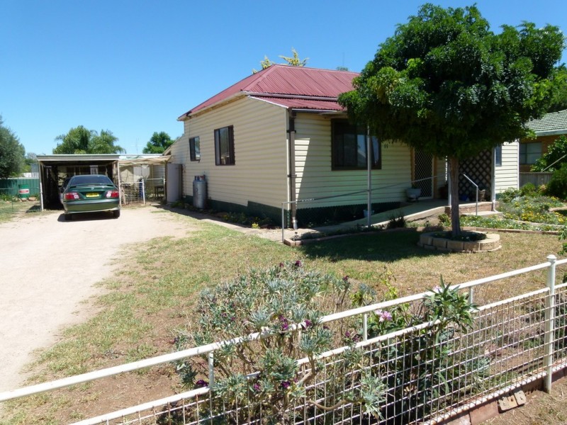11 Quarry Road, Forbes NSW 2871