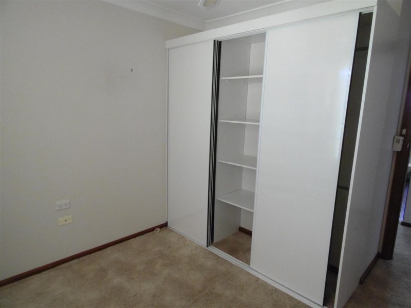 9 Middleton Street, Parkes NSW 2870