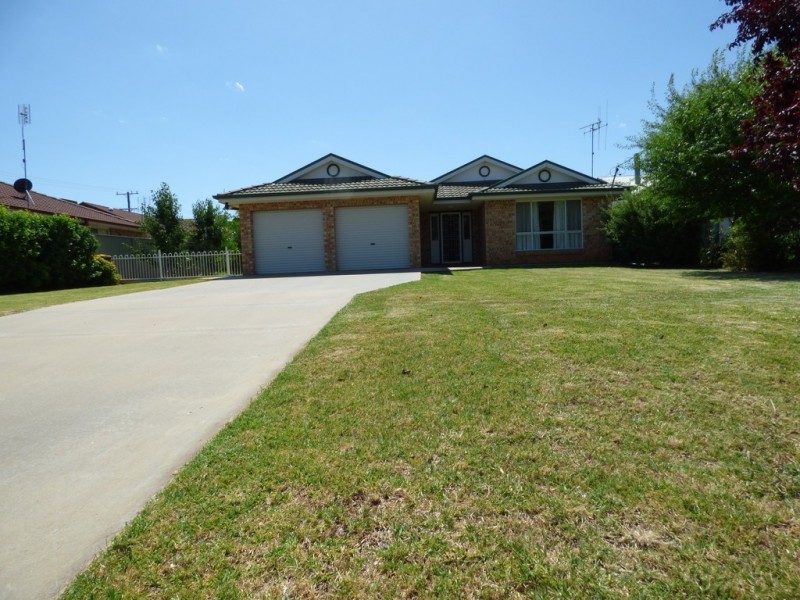 54 William Street, Forbes NSW 2871