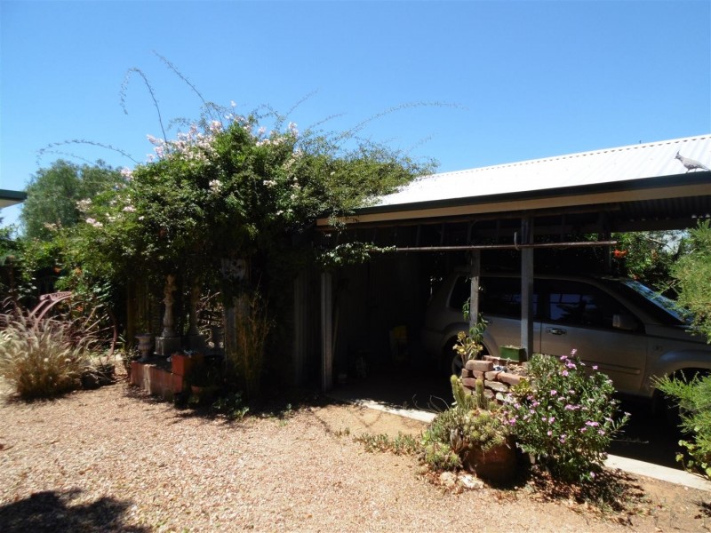 43 Bushman Street, Parkes NSW 2870