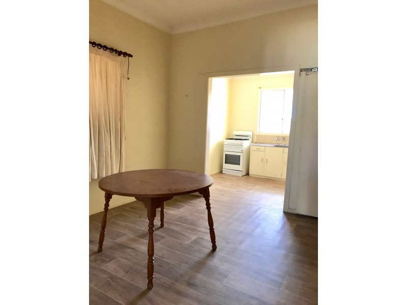 13 Talbot Street, Parkes NSW 2870