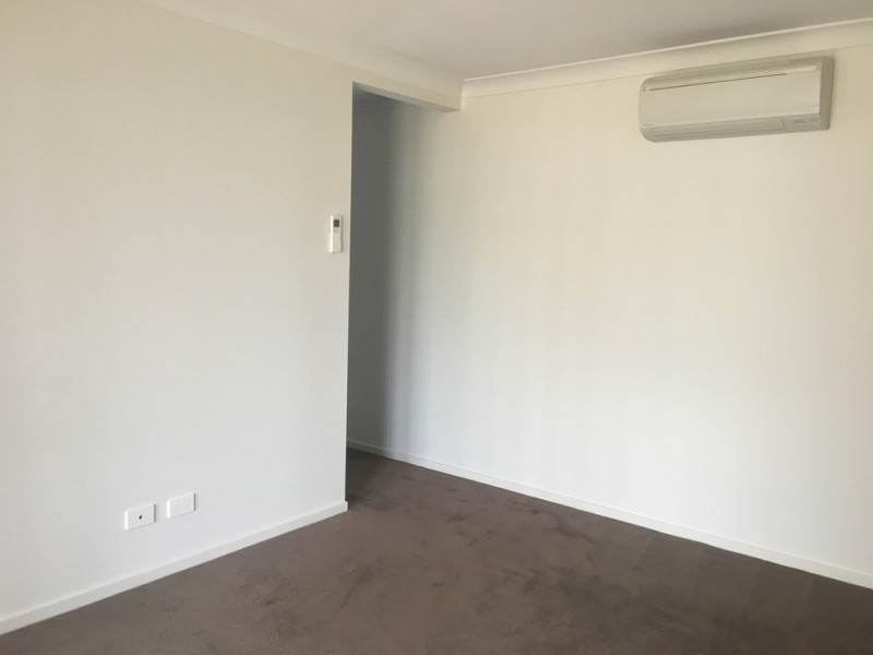 11 Warragrah Place, Parkes NSW 2870