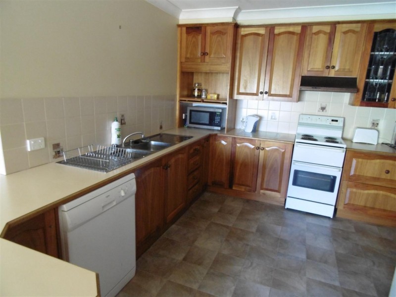 27 Reid Street, Parkes NSW 2870