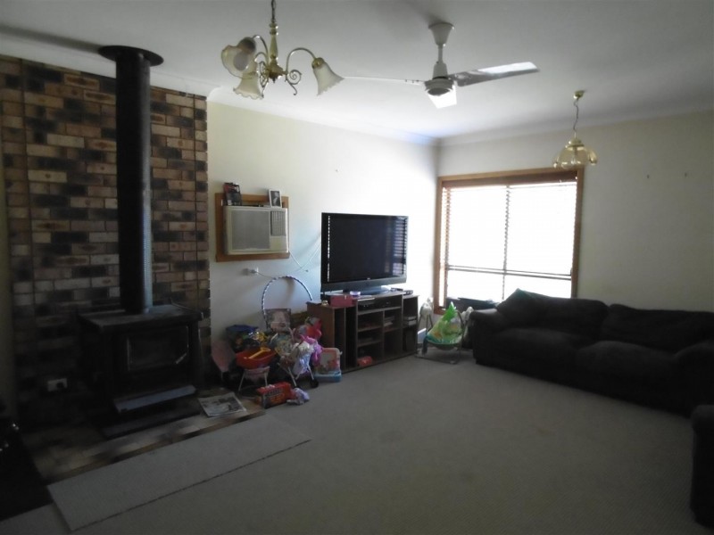 27 Reid Street, Parkes NSW 2870