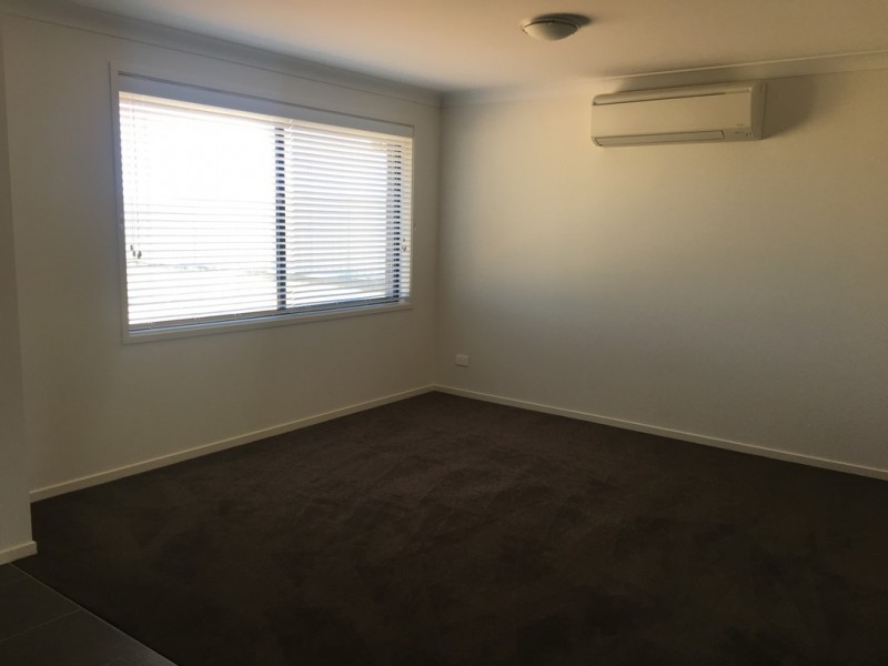 27 Rosewood Avenue, Parkes NSW 2870