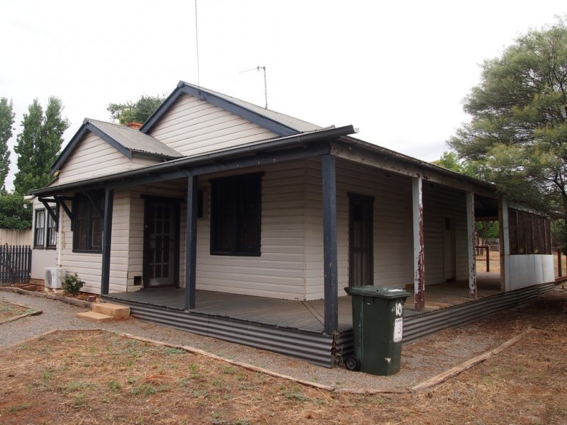10 Goodwill Street, Condobolin NSW 2877
