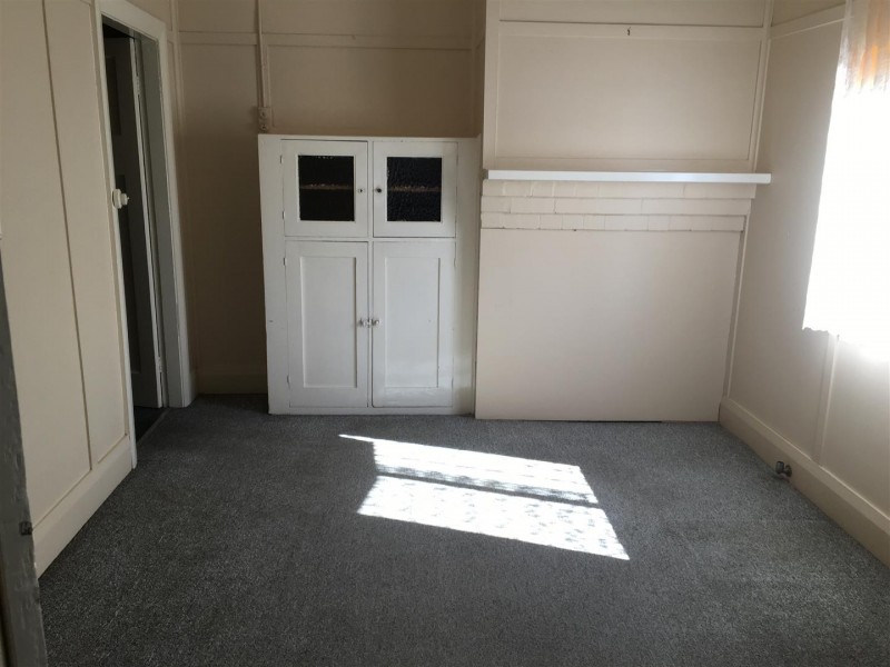 17 Phillip Street, Parkes NSW 2870