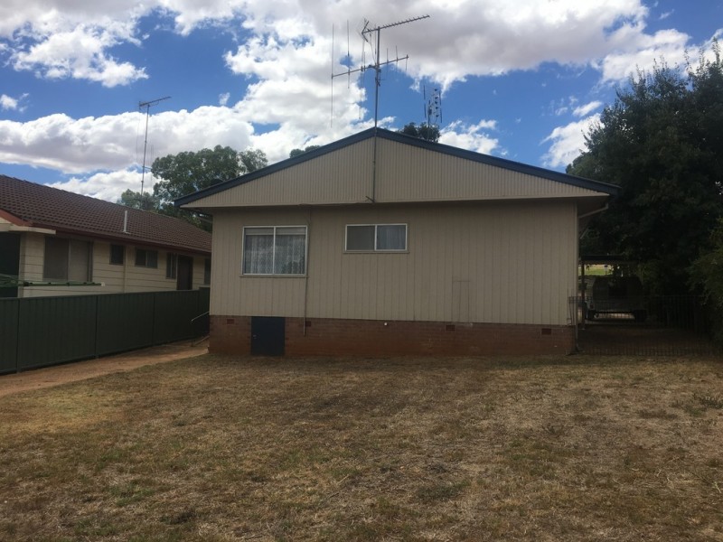 29 Wentworth Street, Parkes NSW 2870