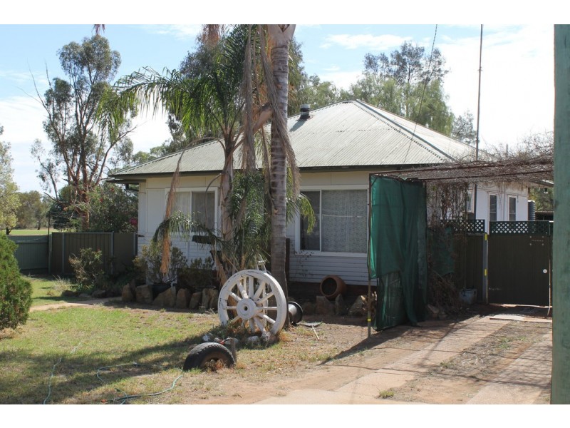 9 Alldis Street, Condobolin NSW 2877