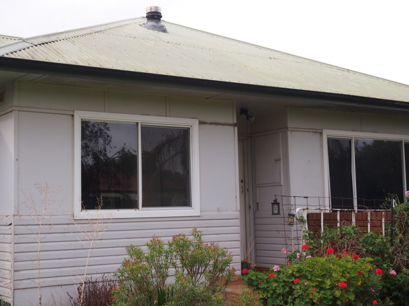 9 Alldis Street, Condobolin NSW 2877
