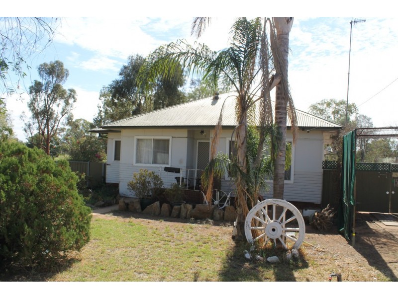 9 Alldis Street, Condobolin NSW 2877