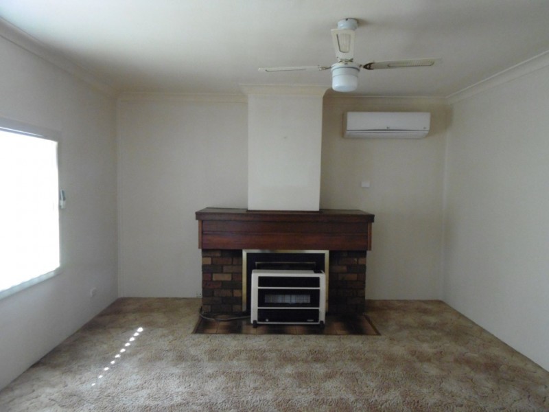 32 Coleman Road, Parkes NSW 2870