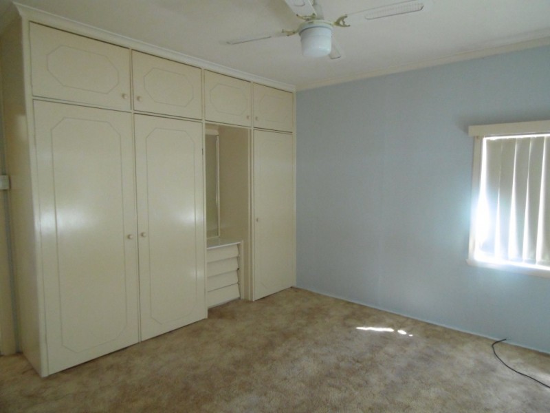 32 Coleman Road, Parkes NSW 2870