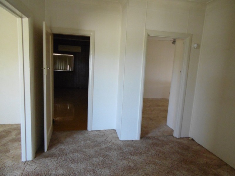 32 Coleman Road, Parkes NSW 2870