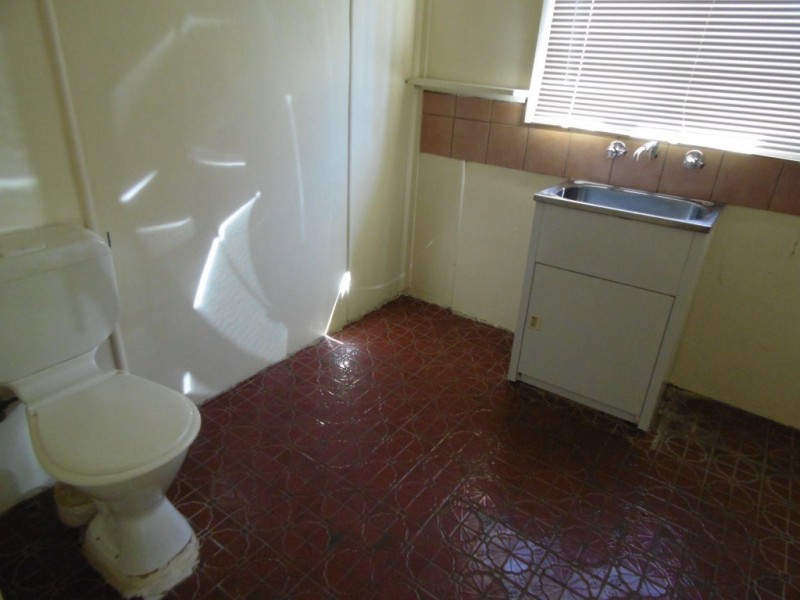 32 Coleman Road, Parkes NSW 2870