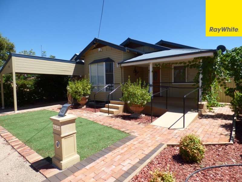 43 Farrand Street, Forbes NSW 2871