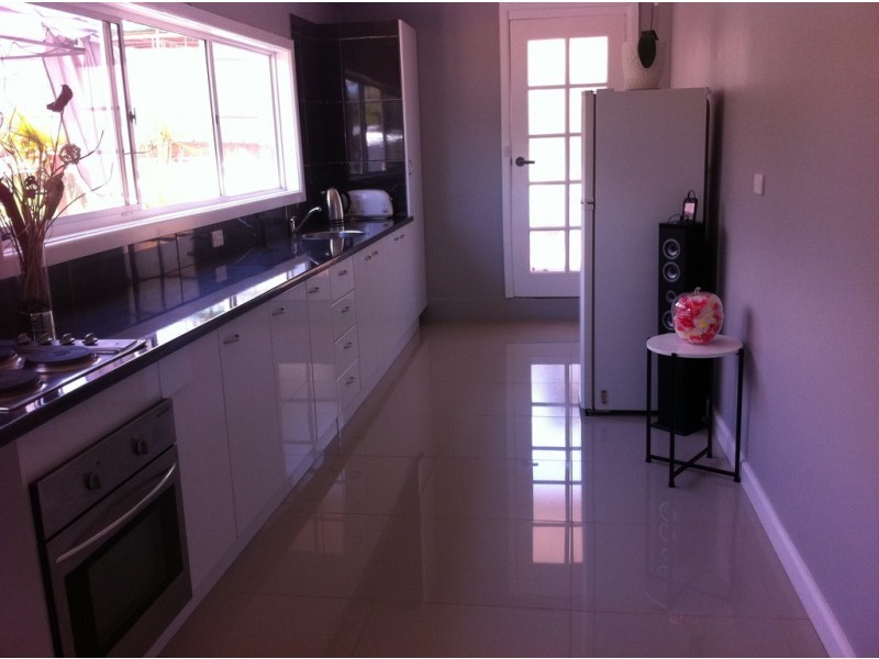 14 Wentworth Street, Parkes NSW 2870