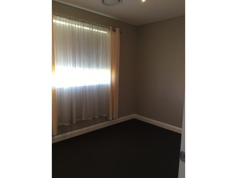 418 Clarinda Street, Parkes NSW 2870