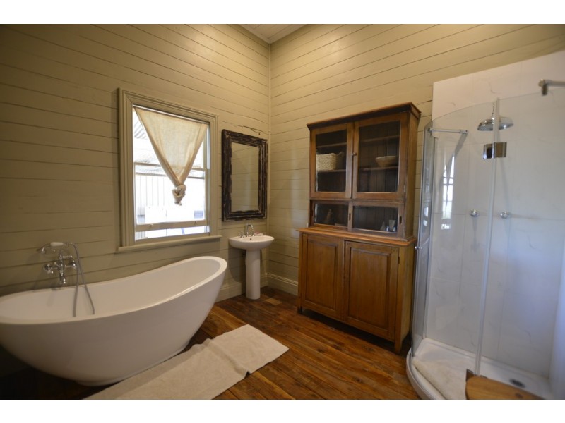 1 Mahonga Street, Condobolin NSW 2877