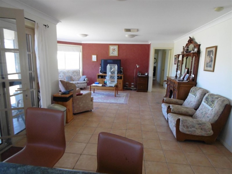 39-41 Thomas Street, Parkes NSW 2870