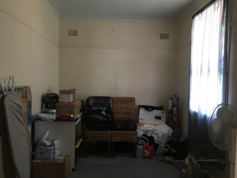 2 Charles Rigg Avenue, Parkes NSW 2870