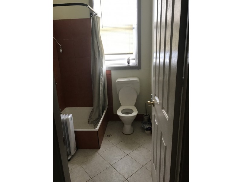 2 Charles Rigg Avenue, Parkes NSW 2870