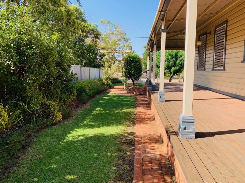 135 Bathurst Street, Condobolin NSW 2877